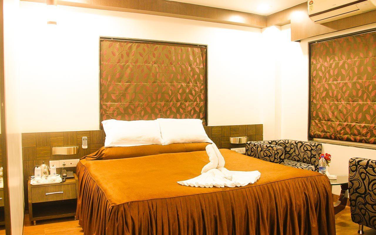 Hotel Rajashree Palace Siliguri Buitenkant foto
